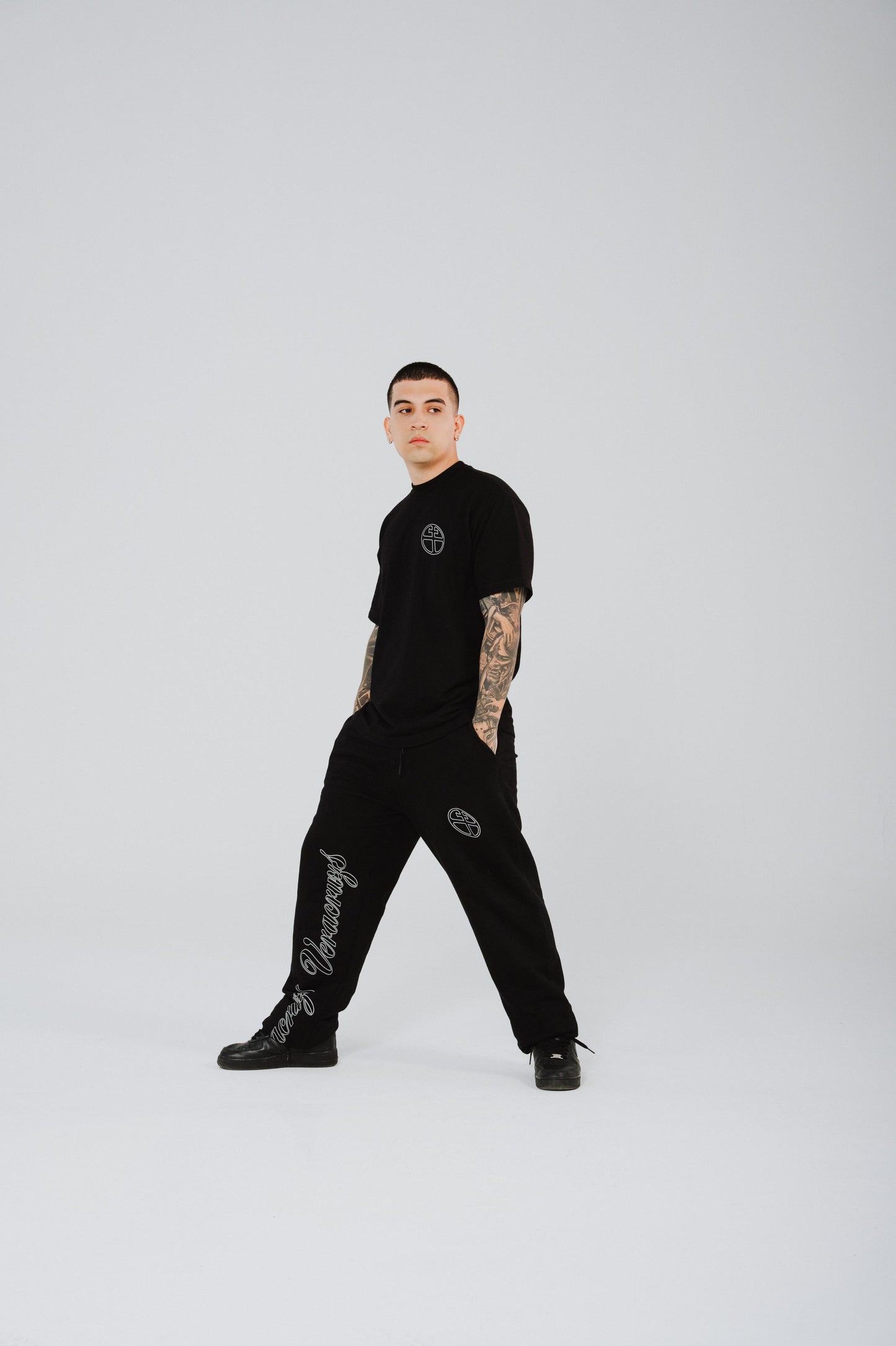 S&T SWEATPANTS